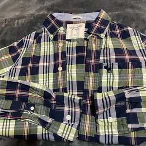 Abercrombie and Fitch - S - Muscle Button Down